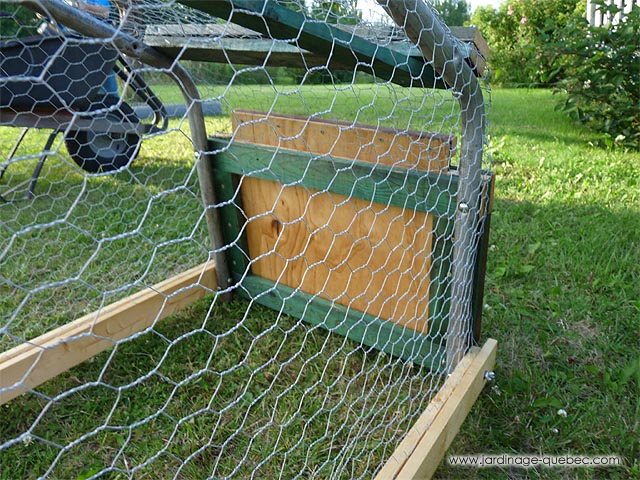Backyard chickens - Chicken tractor plans and designs - Wheelbarrow Chicken Coop