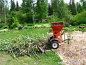 Garden mulch - Organic mulch - ramial wood chips - improve soil - USA Garden Mulches