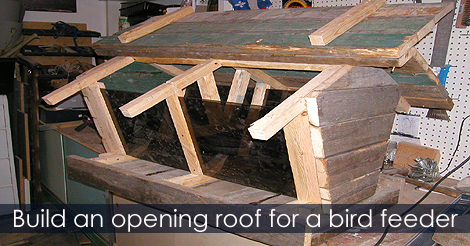 Bird feeder - opening roof