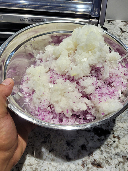 Preparing the onion powder