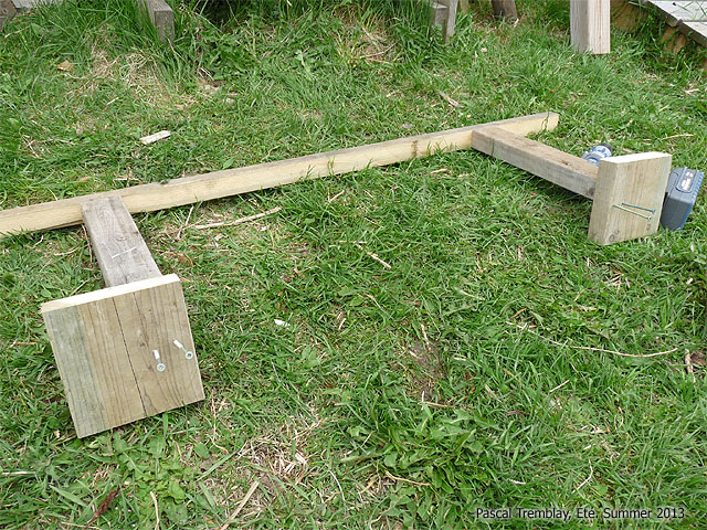 Perch supports - Making roost - Build a Hen Perch - Roosting rod