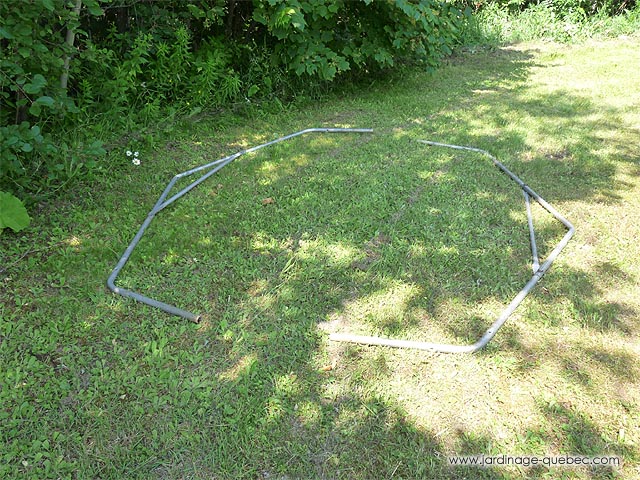 Turn old car shelter frame into a Chicken Tractor - Farming chicken tractor