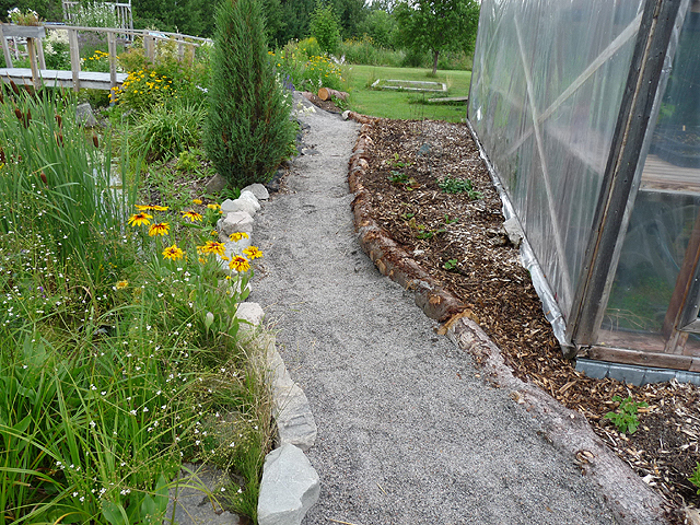 Stone edging for gardens