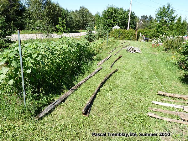Cypress split rail fence - Build Cedar fence railing - How to build a cedar railing - Country fence