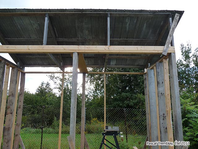 Entreposage de bois de chauffage - Hangar � bois