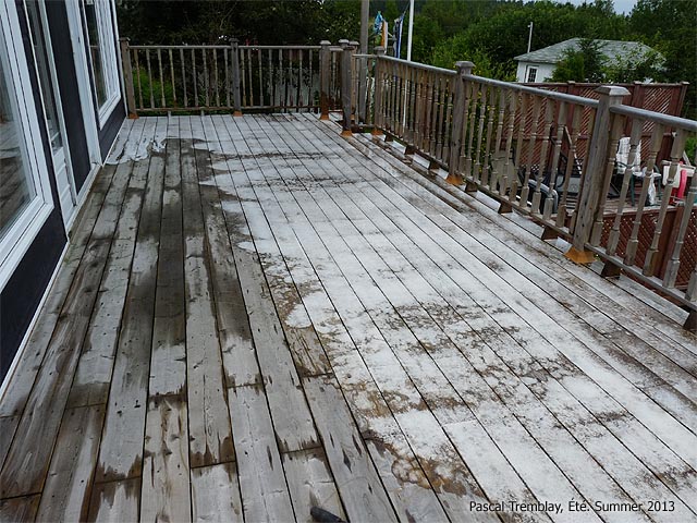 Appliquer un nettoyant pour bois - Nettoyer un patio en bois