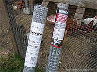Poultry aviary and chicken run - Poultry Mesh netting - Chicken coop building materials