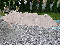 Interlocking concrete pavers - Paver layout - How to lay a paver base material - Paved Walkway Idea