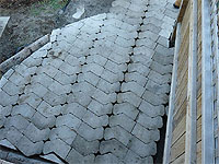 Create a paved area with concrete pavers - Concrete paver designs - Laying pavers - Landscaping ideas