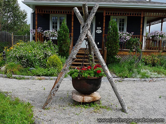Comment installer un chaudron en fonte comme lment dcoratif au jardin