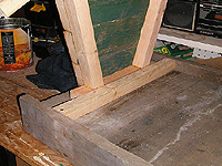 Cabane pour oiseaux - Base d'une mangeoire pour oiseaux