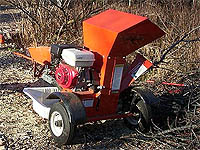 Déchiqueteuse à bois - location de déchiqueteuse à branches - Comment faire son bois raméal fragmenté ou paillis organique