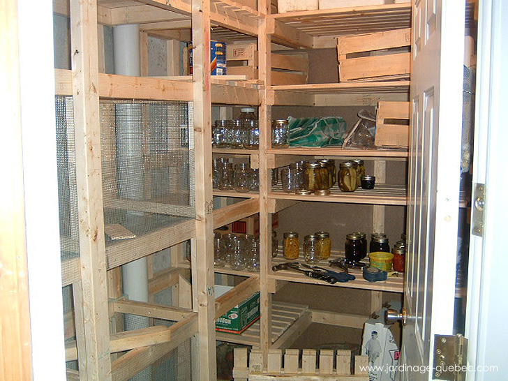 Étagères de la chambre froide - Photos Jardin Le Jardin des Patriotes - Pascal Tremblay La Baie Québec