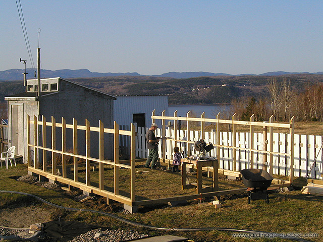 Assembler la structure d'une serre - Photos Jardin Le Jardin des Patriotes - Pascal Tremblay La Baie Québec