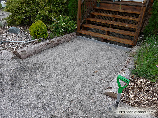 Poser de pierre naturelle - Pav� en pierre naturelle - Lit de pose en poussi�re de pierre