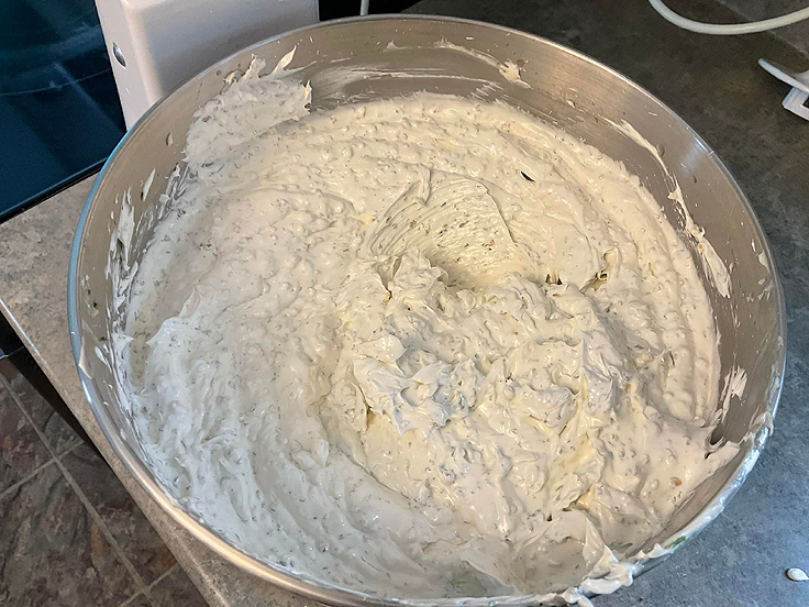 Faire du beurre à l'ail