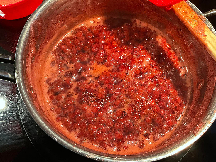 Confitures aux petites fraises