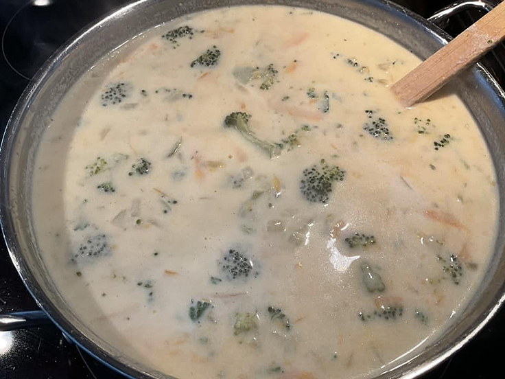 Crème de brocoli et cheddar