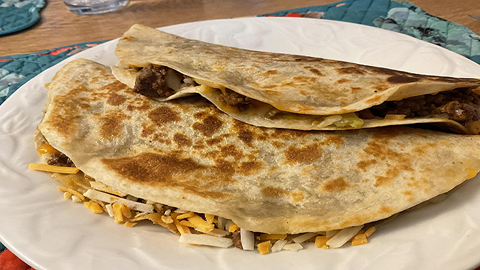 Quesadillas cheeseburger