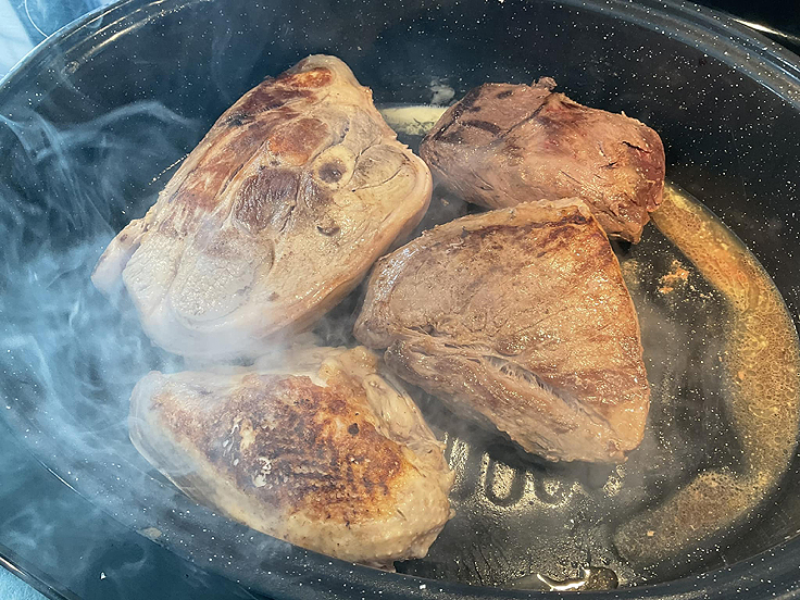 Recette de rôti de boeuf porc et poulet