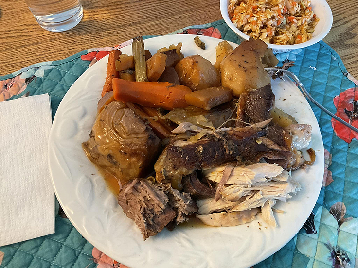 Recette de Rôti de boeuf porc et poulet