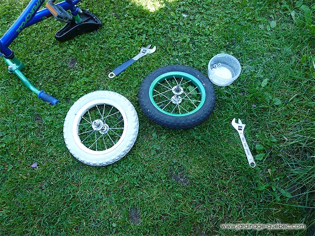 Roues de Poulailler mobile - Roues pour tracteur à Poules - Idée de roues pour poulailler portable