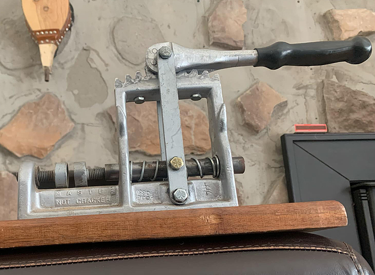 Master nut cracker