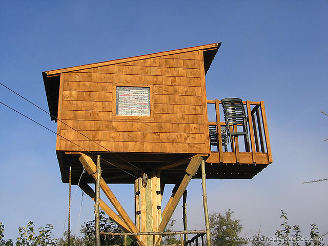 Treehouse platform