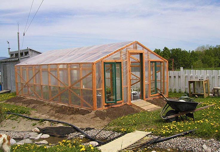 Landscaping around a greenhouse